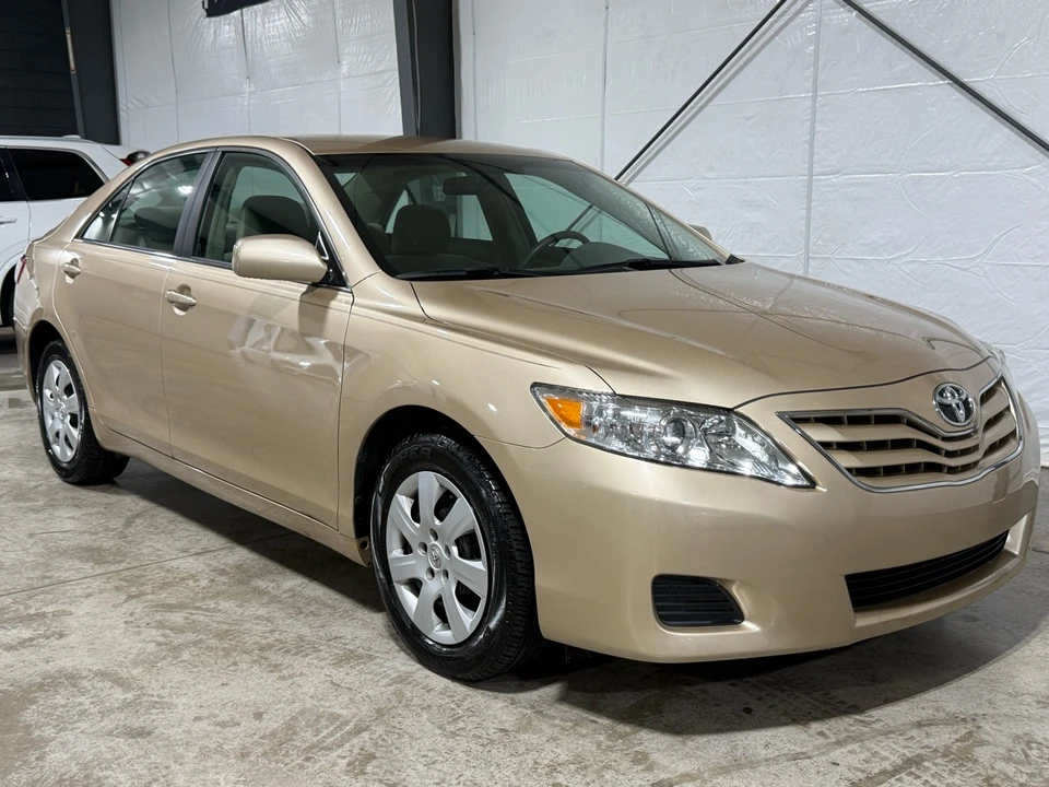 2010 Toyota Camry 6th Gen - Image 7 of 21