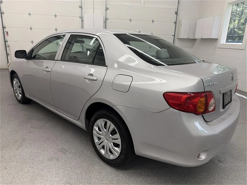 2010 Toyota Corolla 10th Gen - Image 7 of 16