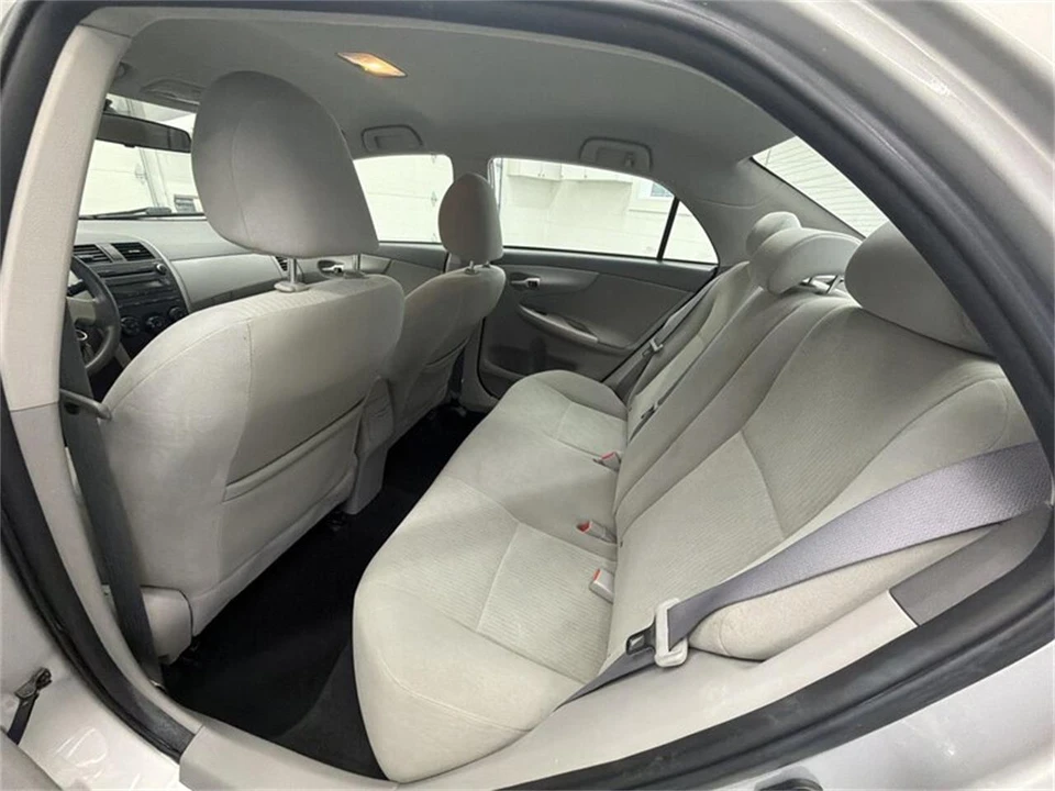 2010 Toyota Corolla 10th Gen - Image 11 of 16