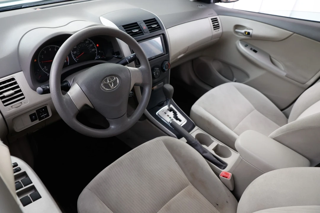 2010 Toyota Corolla 10th Gen - Image 4 of 12