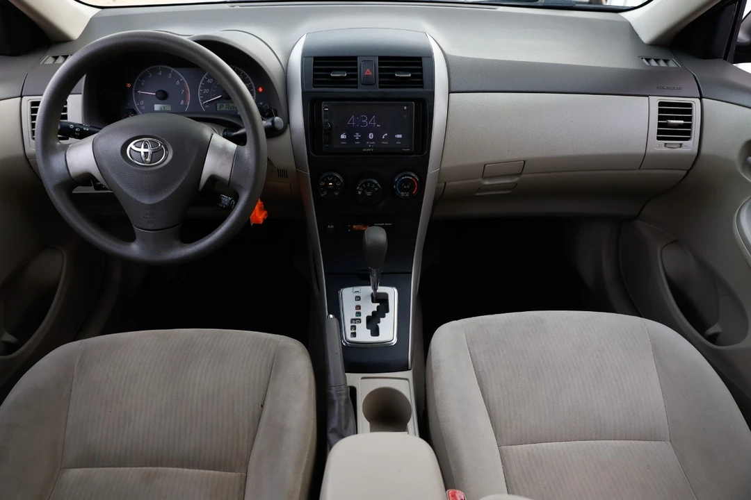 2010 Toyota Corolla 10th Gen - Image 2 of 12