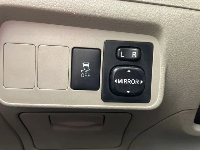 2010 Toyota Corolla 10th Gen - Image 9 of 26