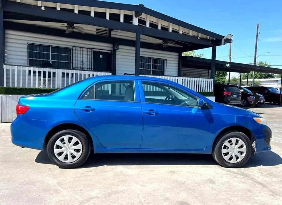 2010 Toyota Corolla 10th Gen - Image 2 of 9