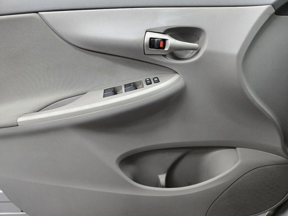 2010 Toyota Corolla 10th Gen - Image 14 of 21