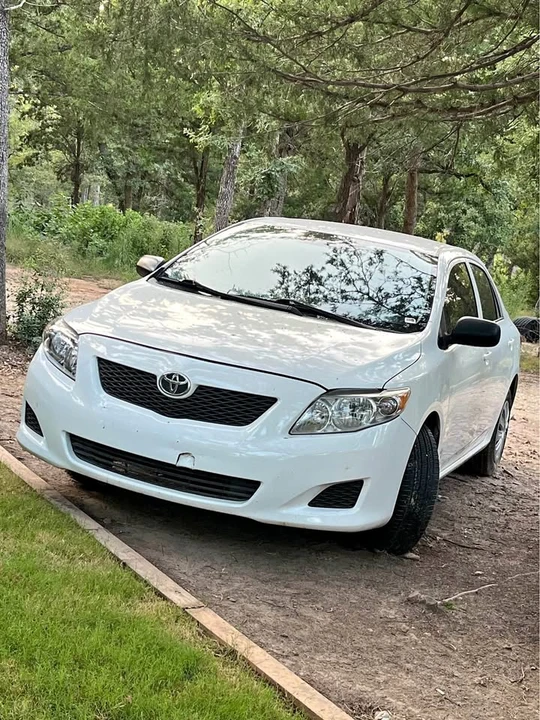 2010 Toyota Corolla 10th Gen - Image 1 of 8