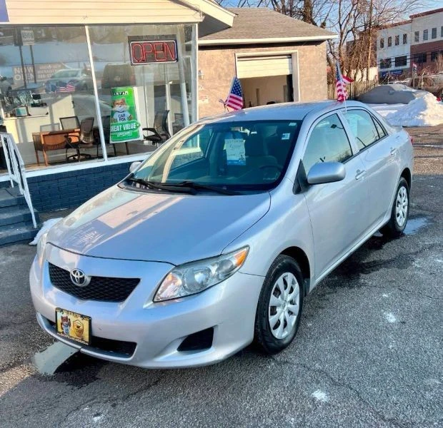 2010 Toyota Corolla 10th Gen - Image 2 of 12