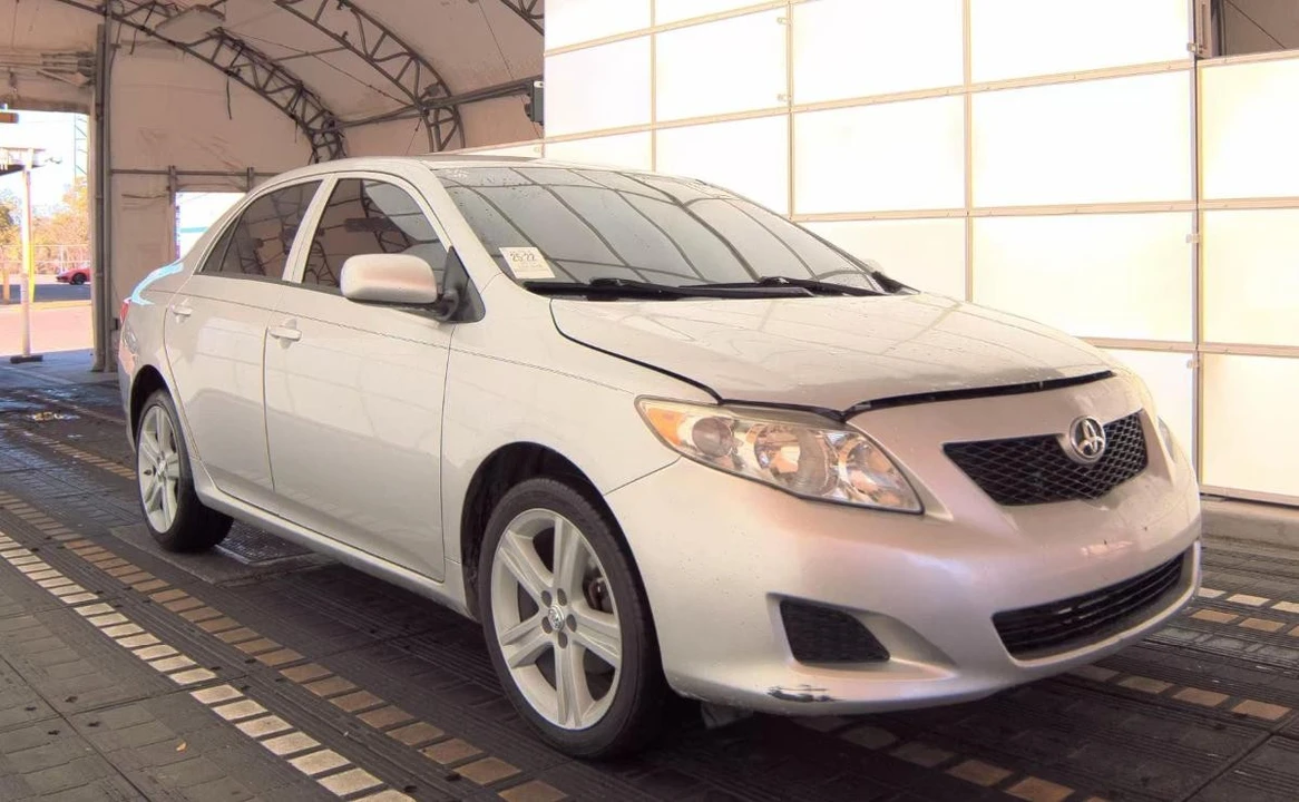 2010 Toyota Corolla 10th Gen - Image 3 of 13