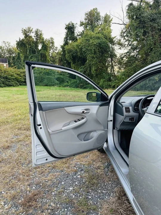 2010 Toyota Corolla 10th Gen - Image 11 of 21