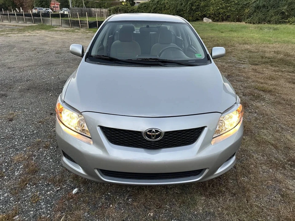 2010 Toyota Corolla 10th Gen - Image 9 of 21