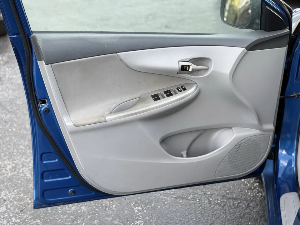 2010 Toyota Corolla 10th Gen - Image 12 of 21