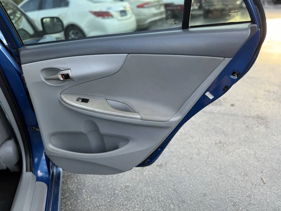 2010 Toyota Corolla 10th Gen - Image 18 of 21