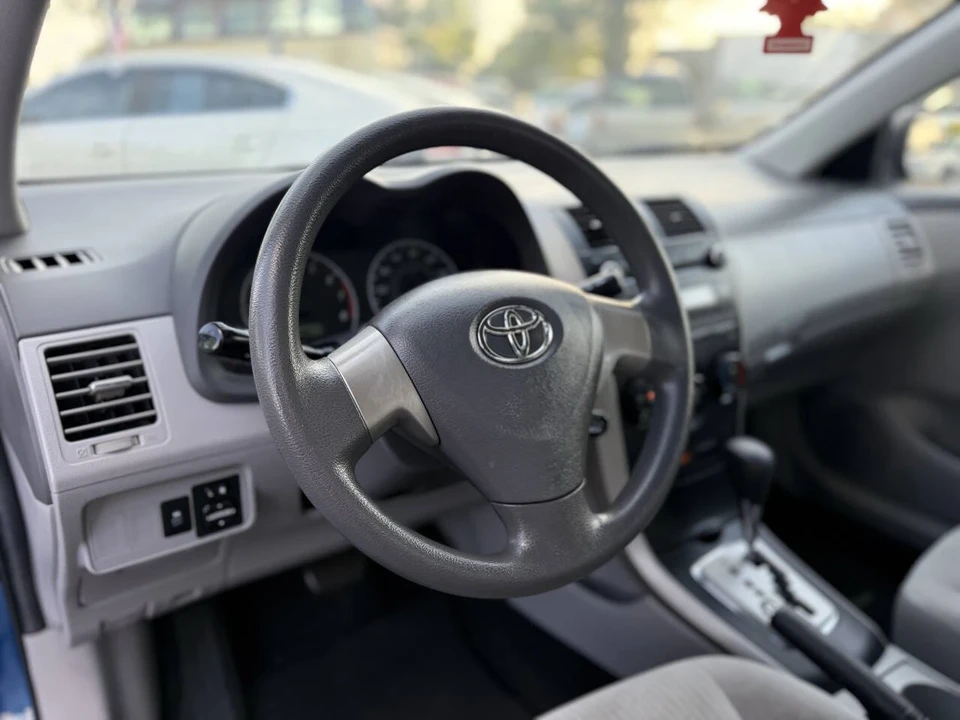 2010 Toyota Corolla 10th Gen - Image 13 of 21