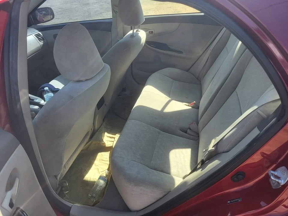 2010 Toyota Corolla 10th Gen - Image 5 of 8