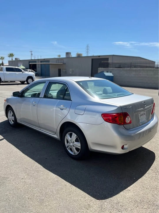 2010 Toyota Corolla 10th Gen - Image 2 of 11
