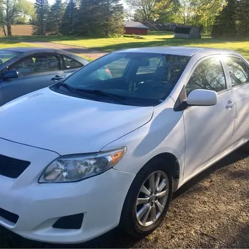 2010 Toyota Corolla LE