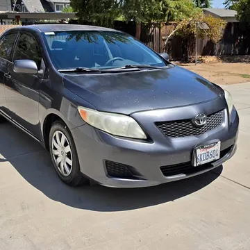 2010 Toyota Corolla LE Sedan 4D