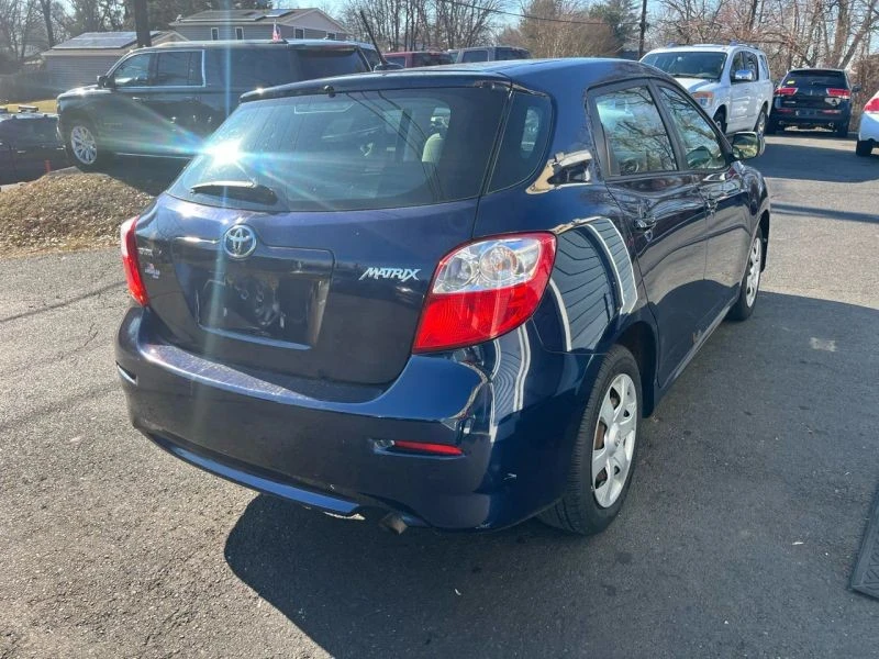 2010 Toyota Matrix 2nd Gen - Image 5 of 12