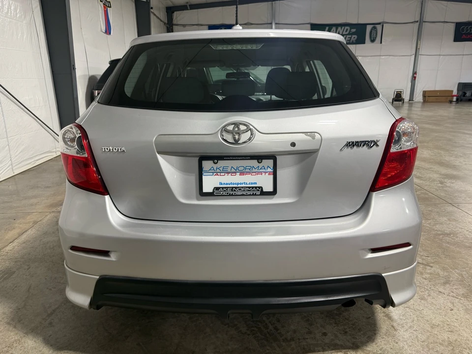 2010 Toyota Matrix 2nd Gen - Image 9 of 21