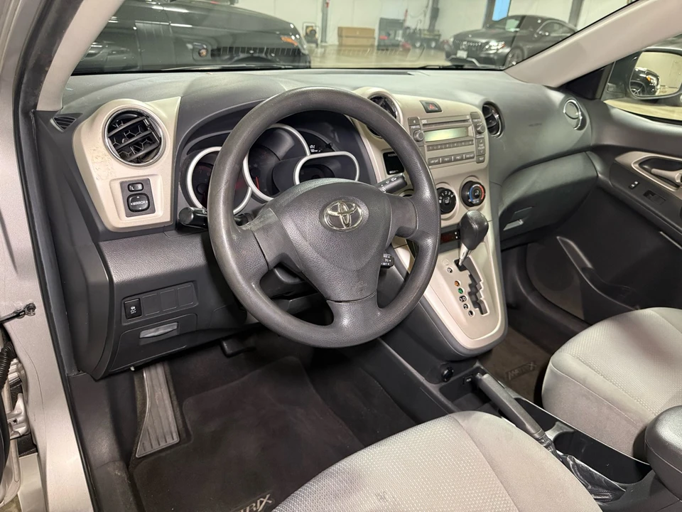 2010 Toyota Matrix 2nd Gen - Image 10 of 21