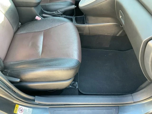 2010 Toyota Matrix 2nd Gen - Image 8 of 21