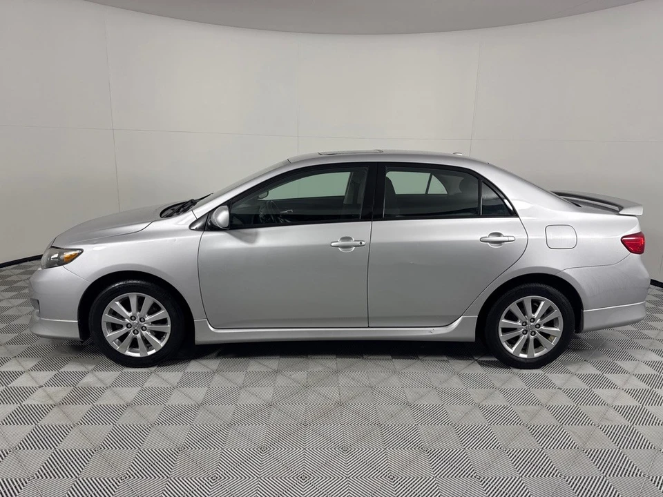 2010 Toyota Corolla 10th Gen - Image 8 of 12