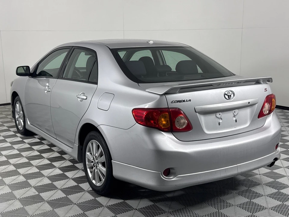2010 Toyota Corolla 10th Gen - Image 7 of 12