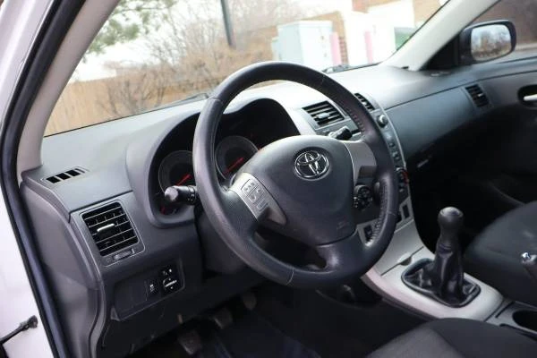 2010 Toyota Corolla 10th Gen - Image 15 of 21