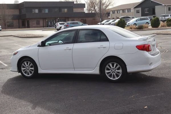 2010 Toyota Corolla 10th Gen - Image 8 of 21