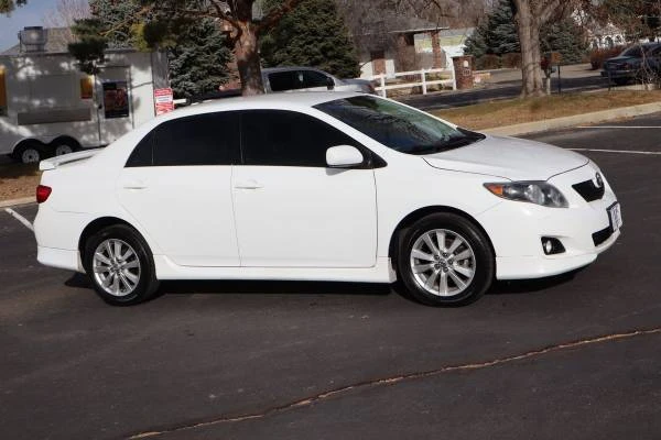 2010 Toyota Corolla 10th Gen - Image 2 of 21