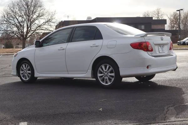 2010 Toyota Corolla 10th Gen - Image 7 of 21