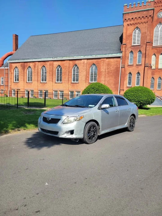 2010 Toyota Corolla 10th Gen - Image 5 of 10