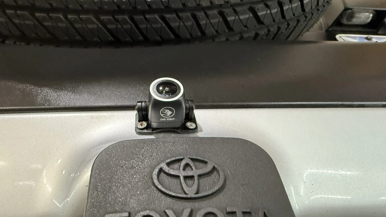2010 Toyota FJ Cruiser - Image 31 of 31