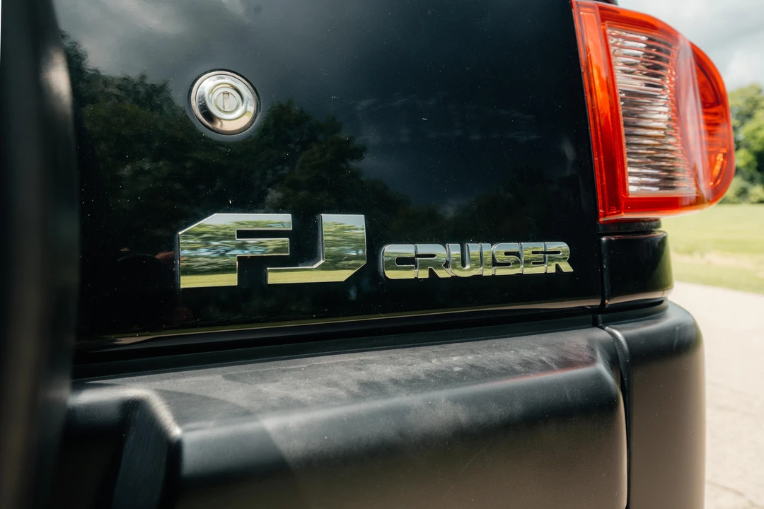 2010 Toyota FJ Cruiser - Image 31 of 31