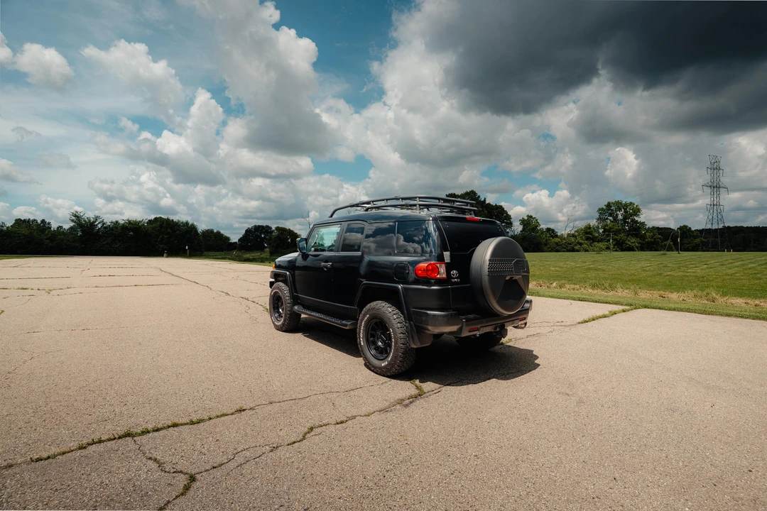 2010 Toyota FJ Cruiser - Image 12 of 31