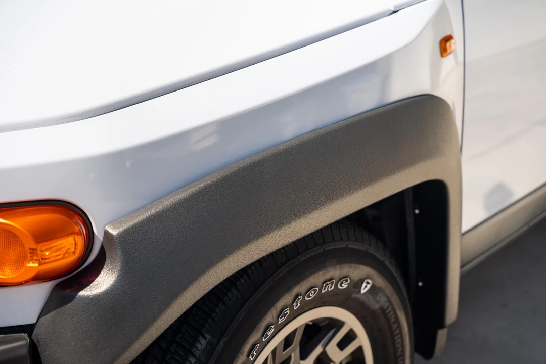 2010 Toyota FJ Cruiser - Image 20 of 31