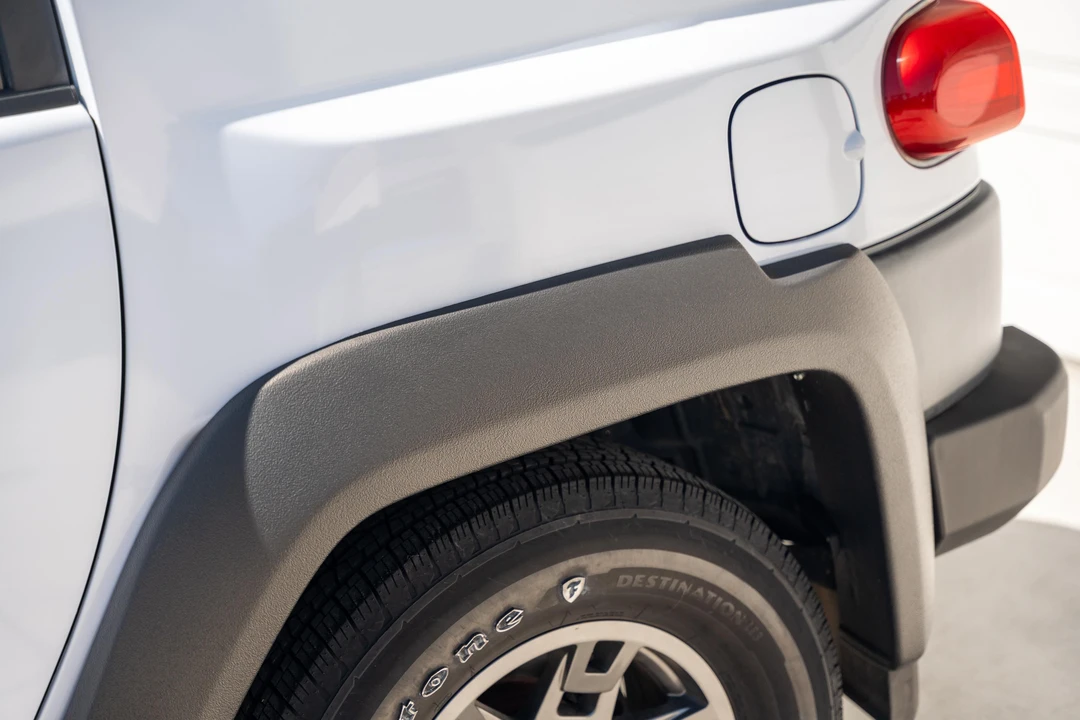 2010 Toyota FJ Cruiser - Image 22 of 31