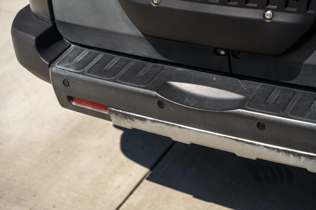 2010 Toyota FJ Cruiser - Image 28 of 31
