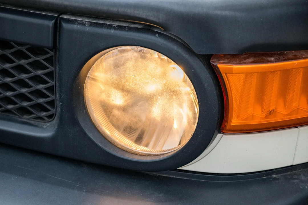 2010 Toyota FJ Cruiser - Image 26 of 31