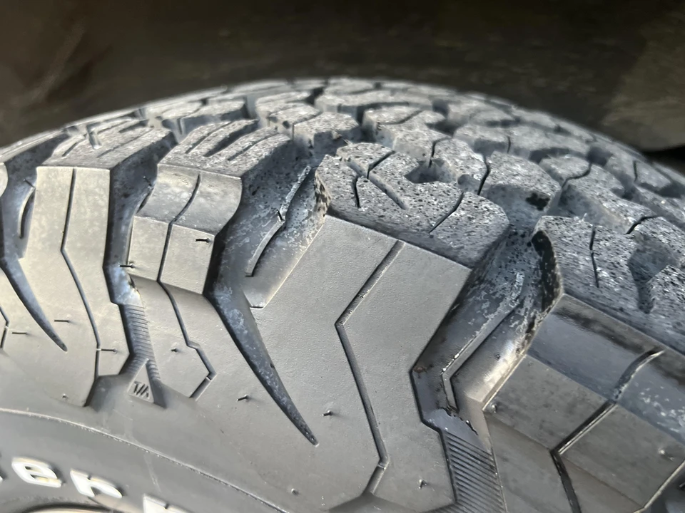 2010 Toyota FJ Cruiser - Image 25 of 31