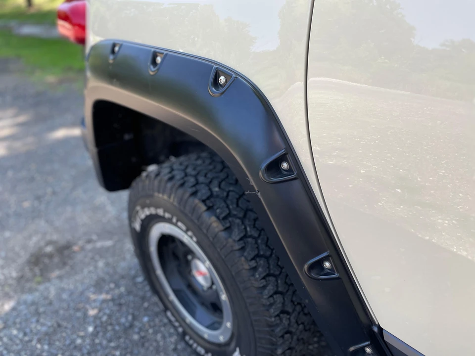2010 Toyota FJ Cruiser - Image 29 of 31