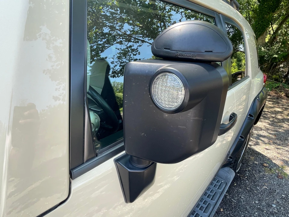 2010 Toyota FJ Cruiser - Image 20 of 31