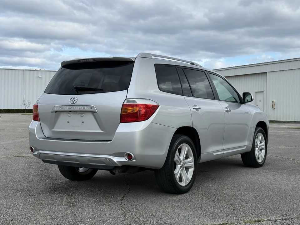 2010 Toyota Highlander - Image 5 of 21