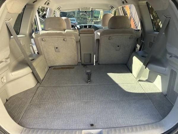 2010 Toyota Highlander - Image 18 of 21