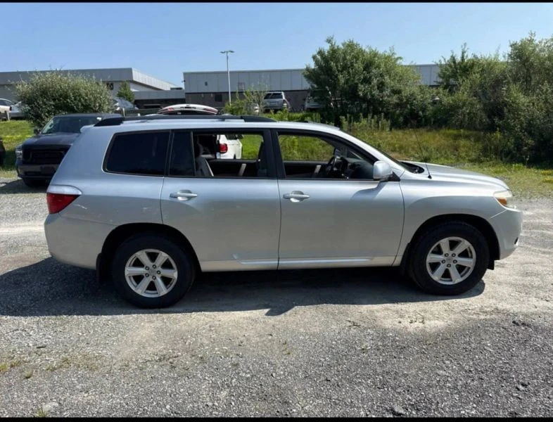 2010 Toyota Highlander - Image 4 of 11