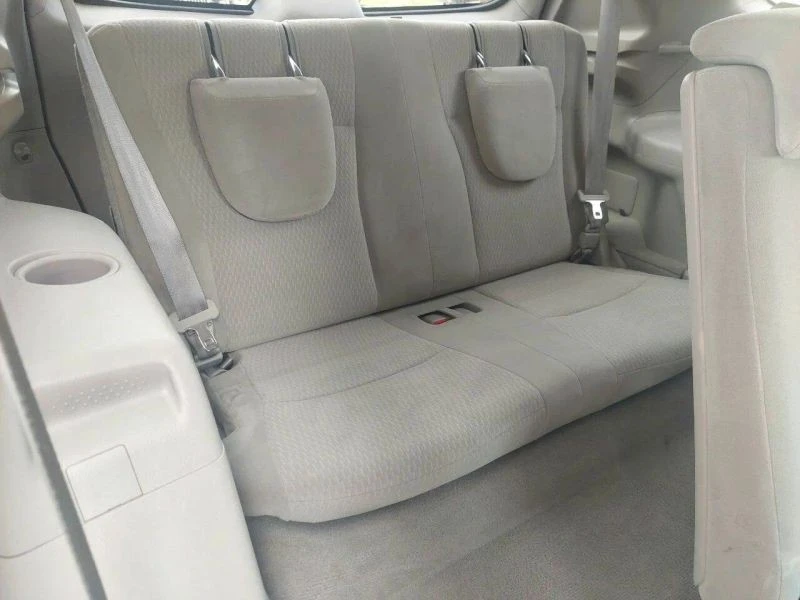2010 Toyota Highlander - Image 12 of 12
