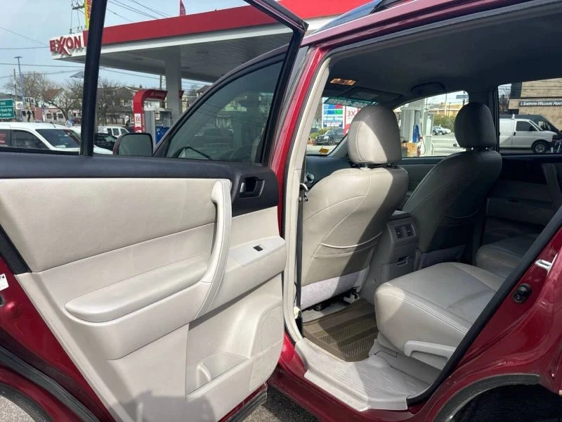 2010 Toyota Highlander - Image 11 of 12