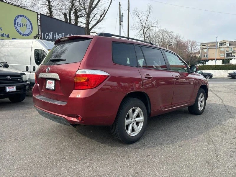 2010 Toyota Highlander - Image 6 of 12