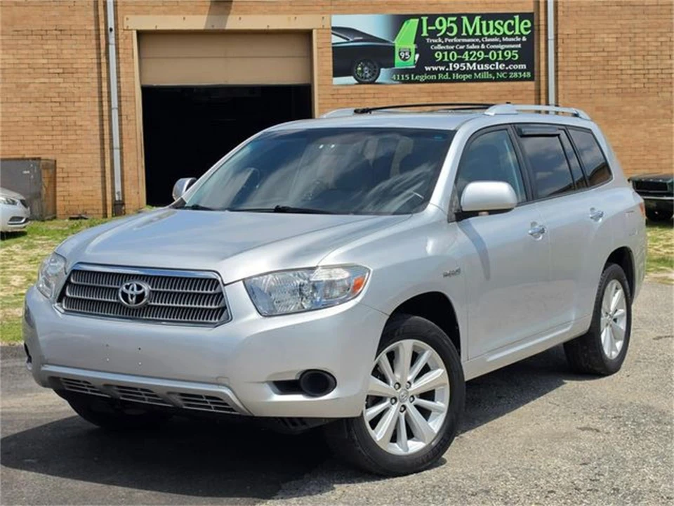 2010 Toyota Highlander - Image 13 of 31
