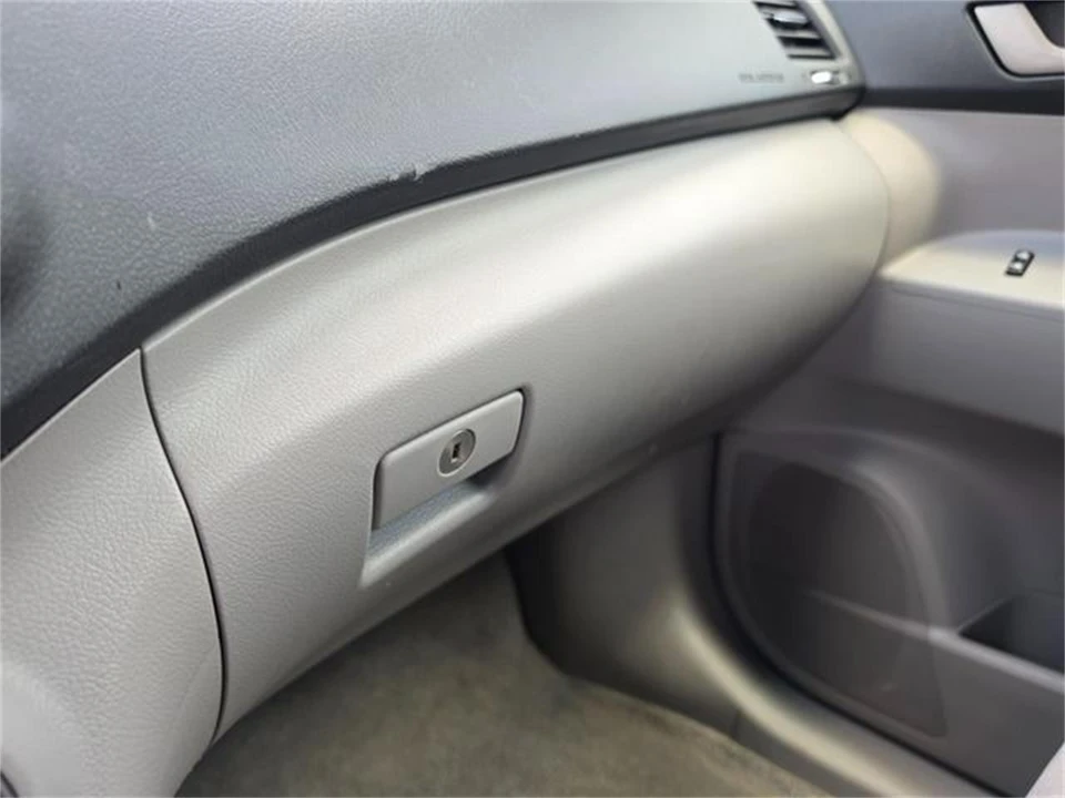 2010 Toyota Highlander - Image 23 of 31