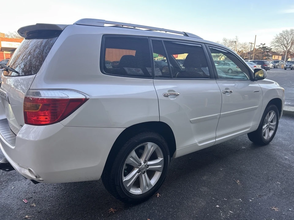 2010 Toyota Highlander - Image 4 of 21